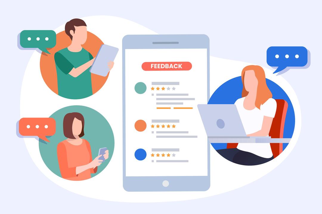 Ilustração mostrando um celular com feedbacks, com dois clientes de um lado e uma profissional de marketing do outro, que simbolizam a régua de relacionamento.